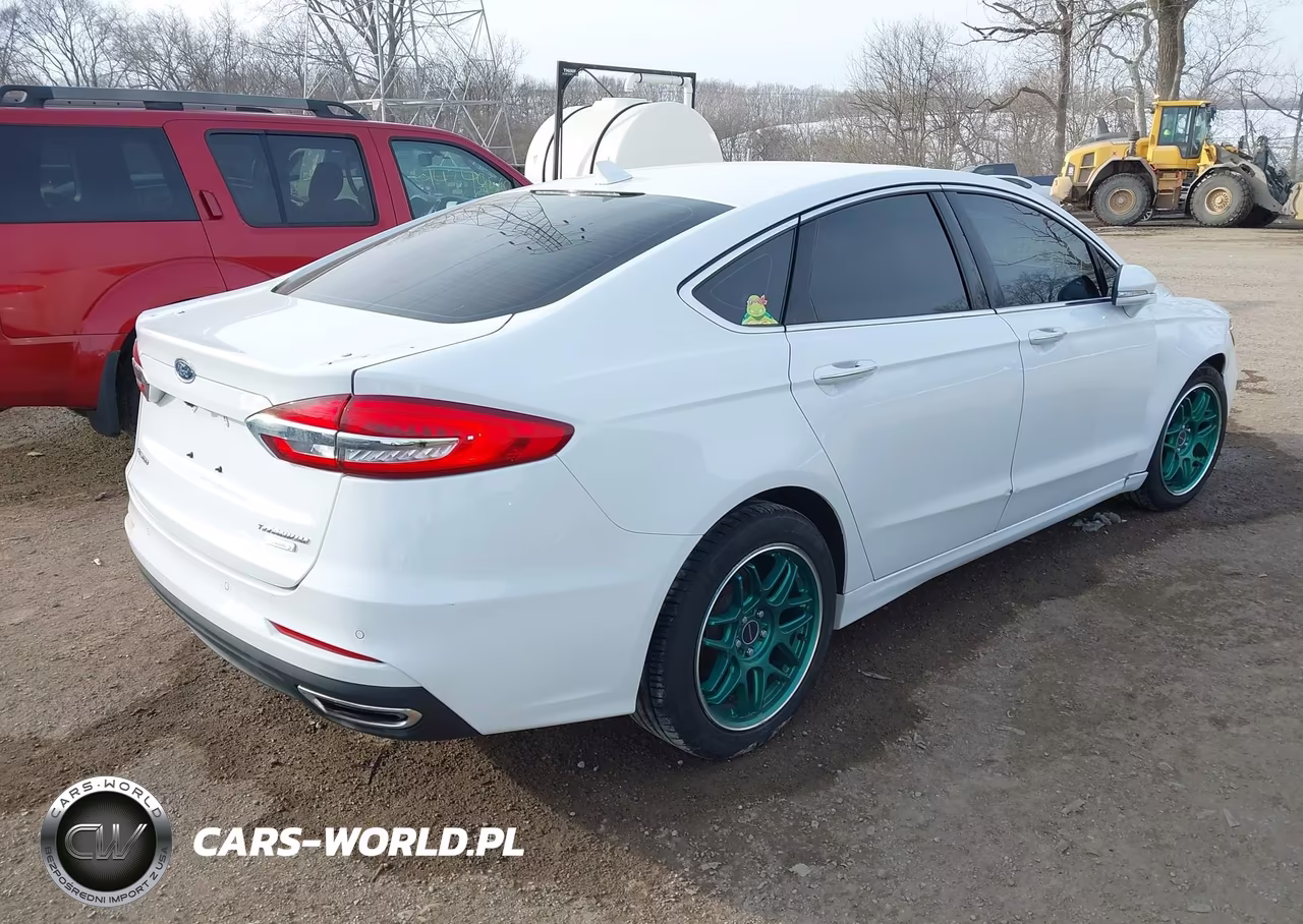 2020 Ford Fusion Titanium VIN:3FA6P0K99LR193051 - 4