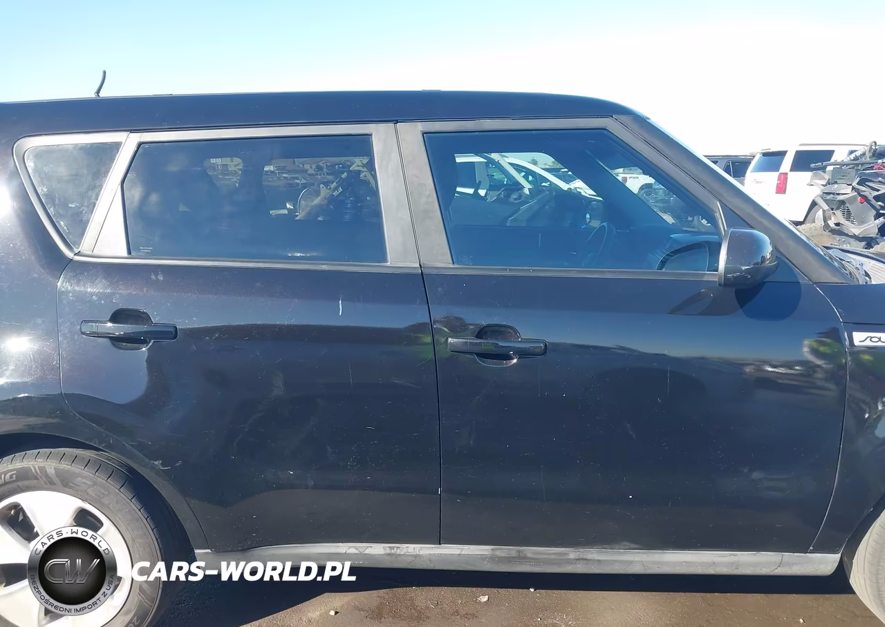 2016 Kia Soul VIN:KNDJN2A28G7318256 - 14