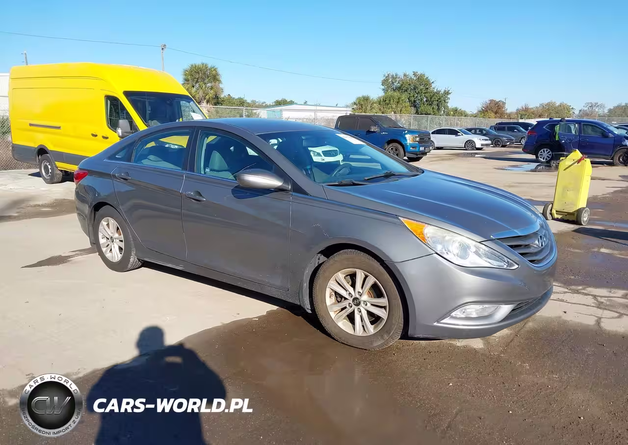 2013 Hyundai Sonata Gls