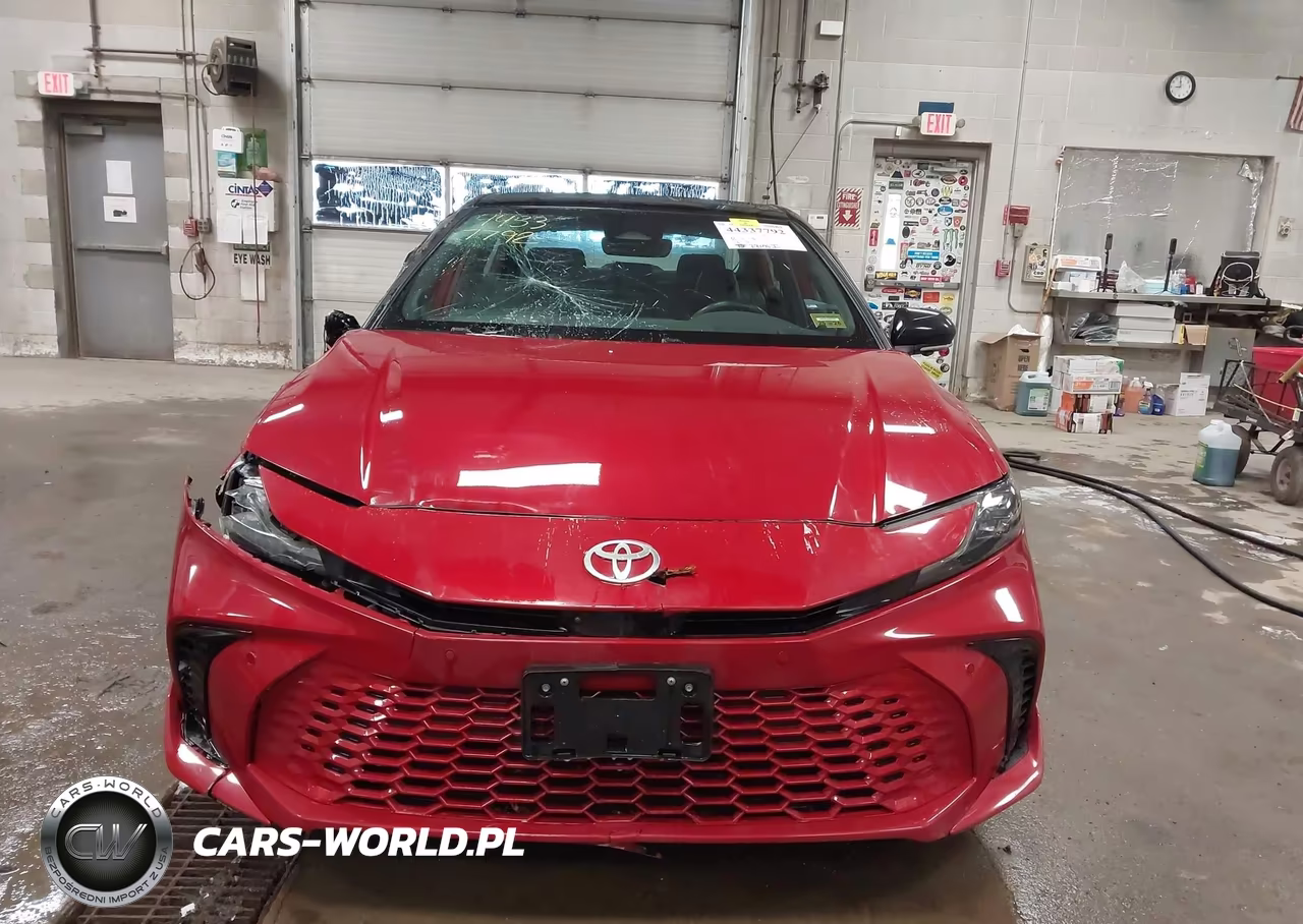 2025 Toyota Camry Xse VIN:4T1DBADK6SU005904 - 12
