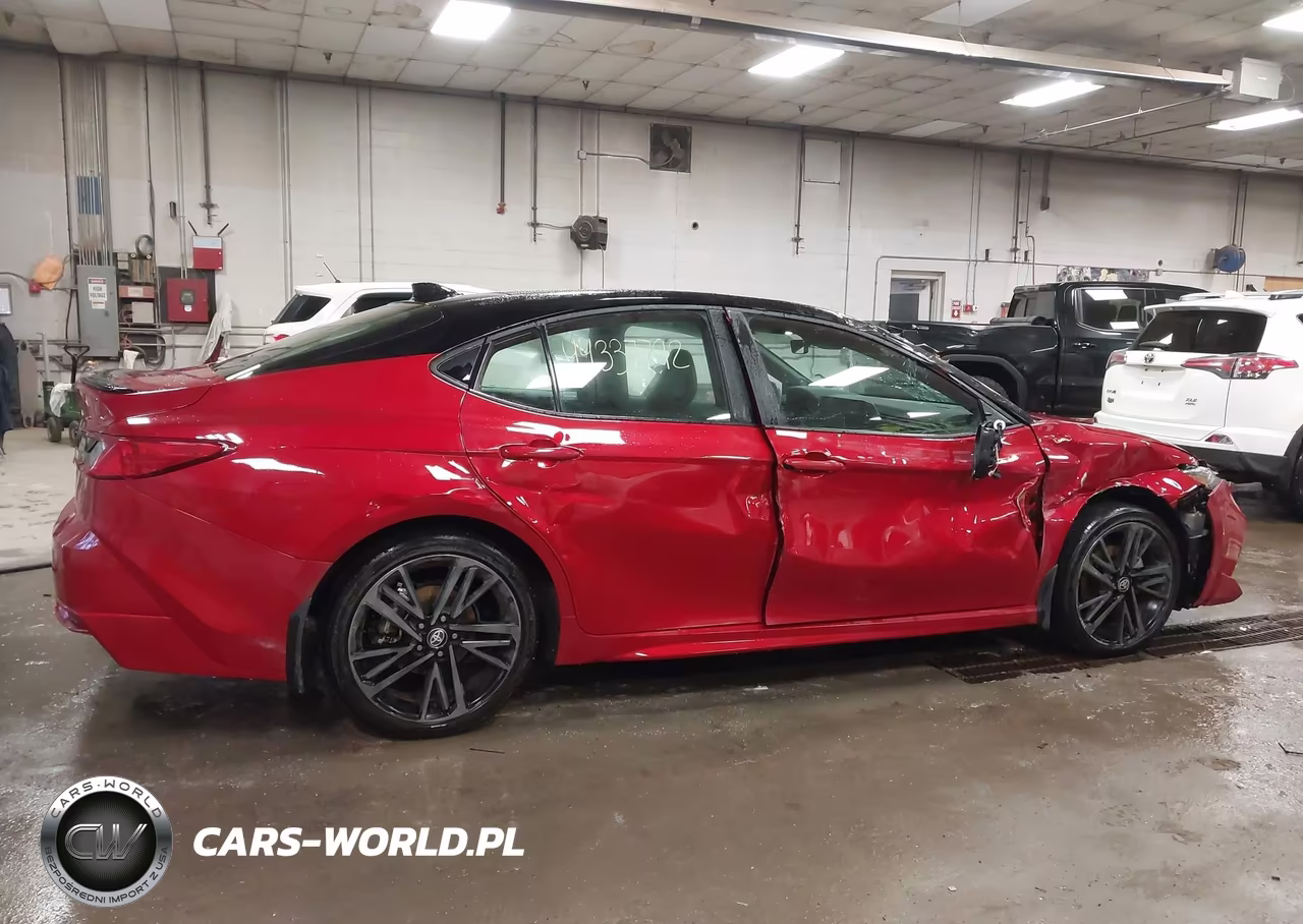 2025 Toyota Camry Xse VIN:4T1DBADK6SU005904 - 13