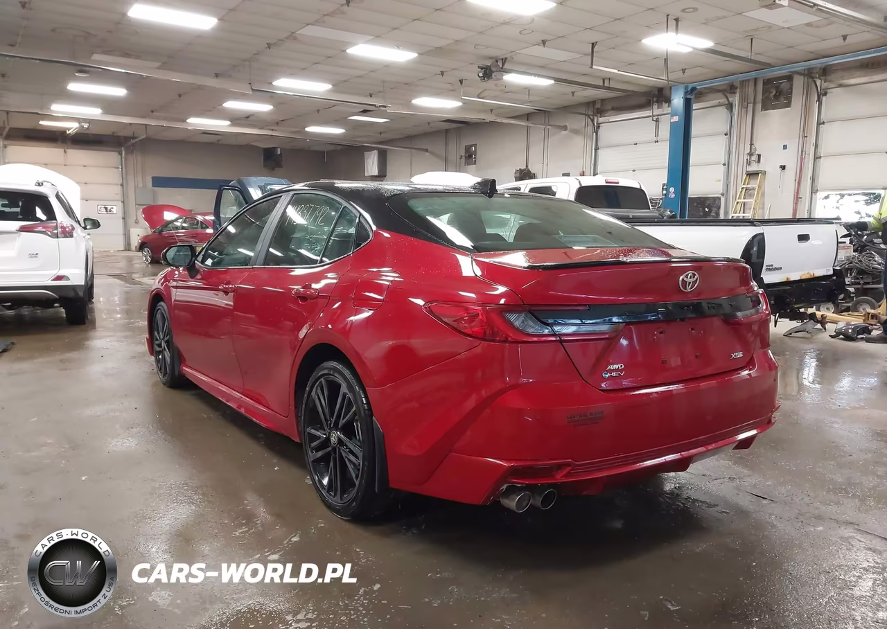 2025 Toyota Camry Xse VIN:4T1DBADK6SU005904 - 3