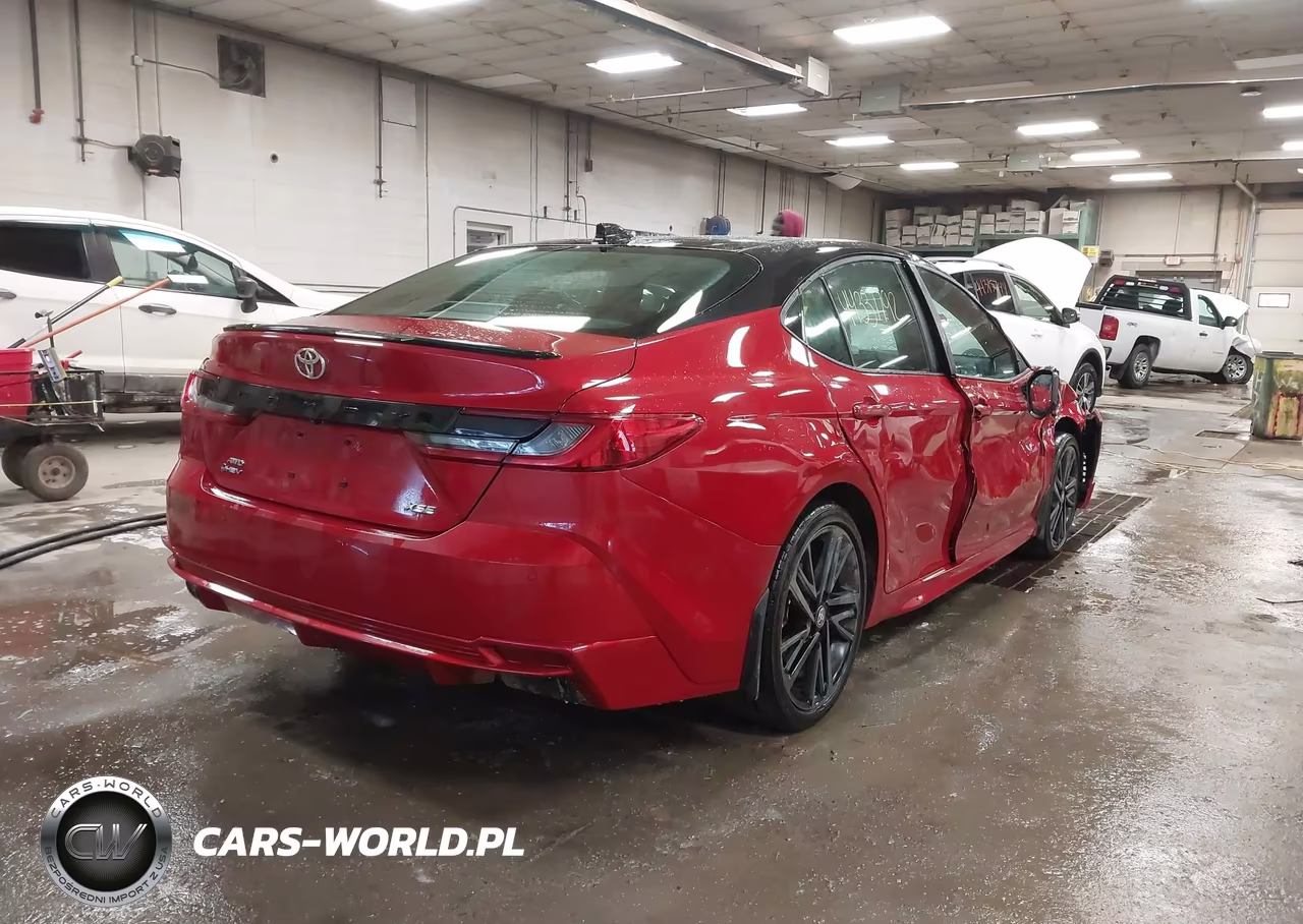 2025 Toyota Camry Xse VIN:4T1DBADK6SU005904 - 4