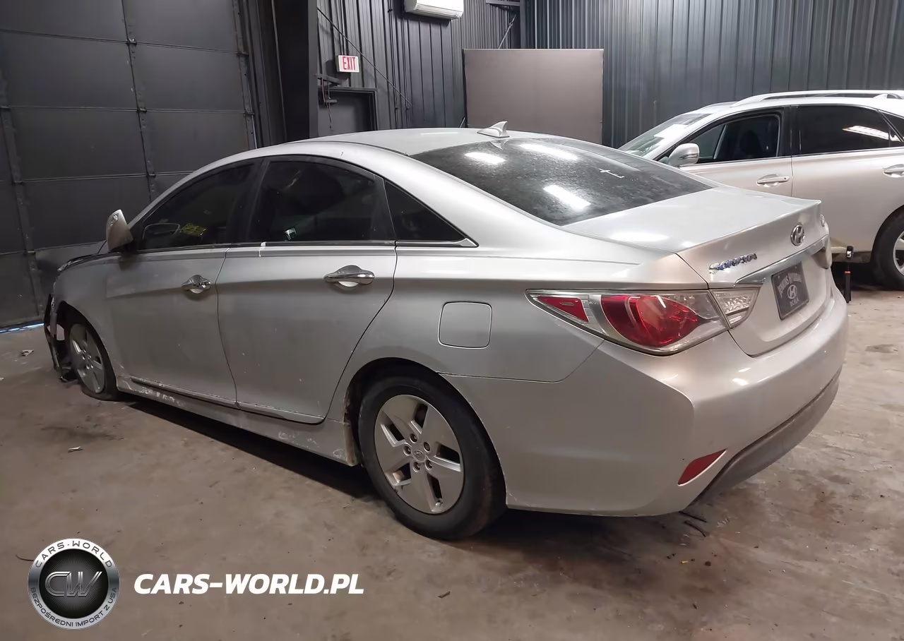 2012 Hyundai Sonata Hybrid VIN:KMHEC4A49CA060908 - 3