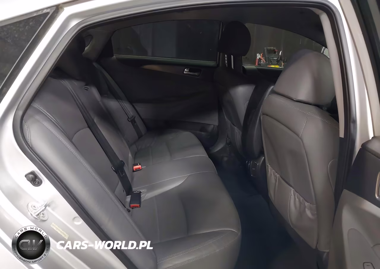 2012 Hyundai Sonata Hybrid VIN:KMHEC4A49CA060908 - 8