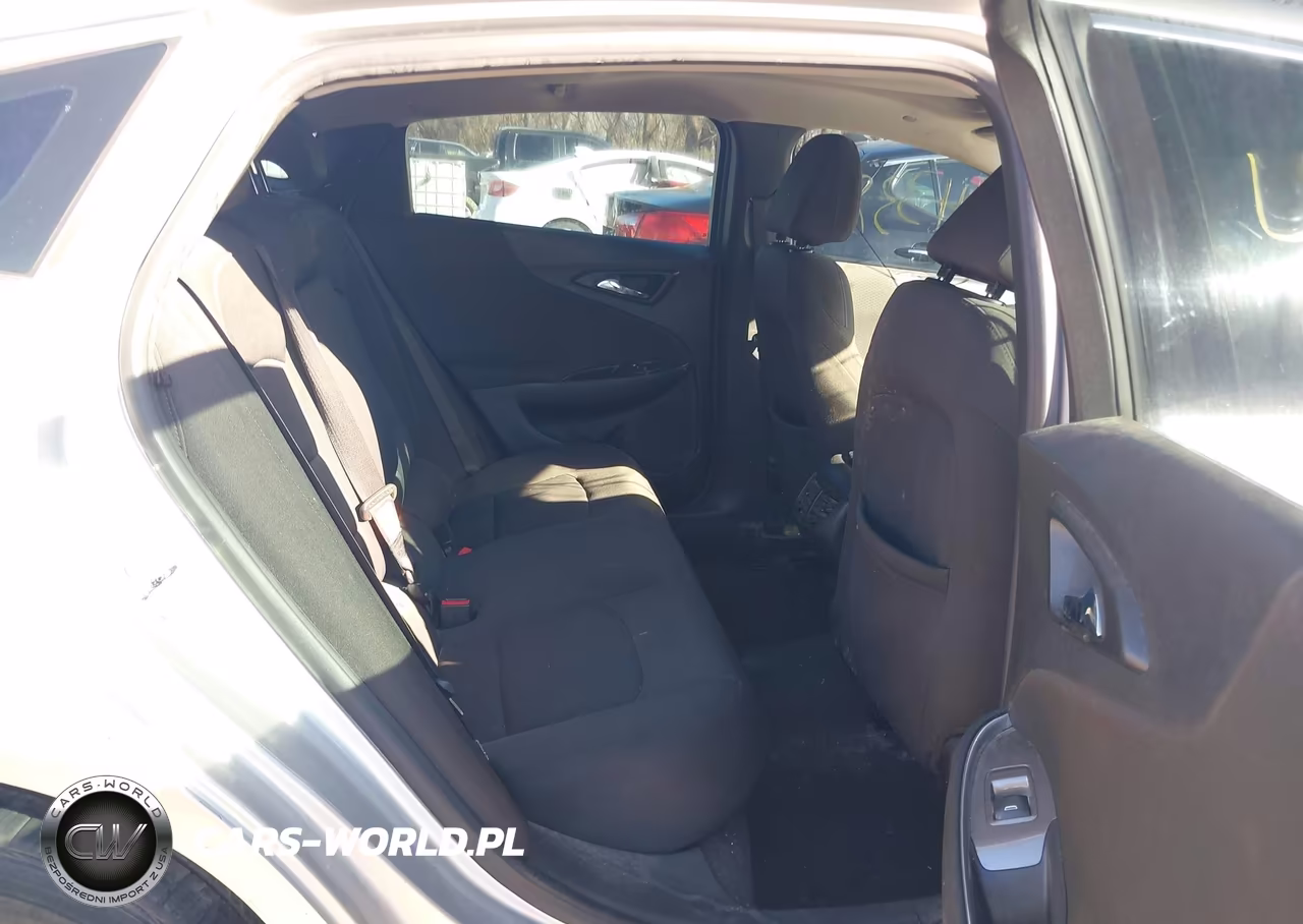 2018 Chevrolet Malibu Lt VIN:1G1ZD5ST3JF150160 - 8