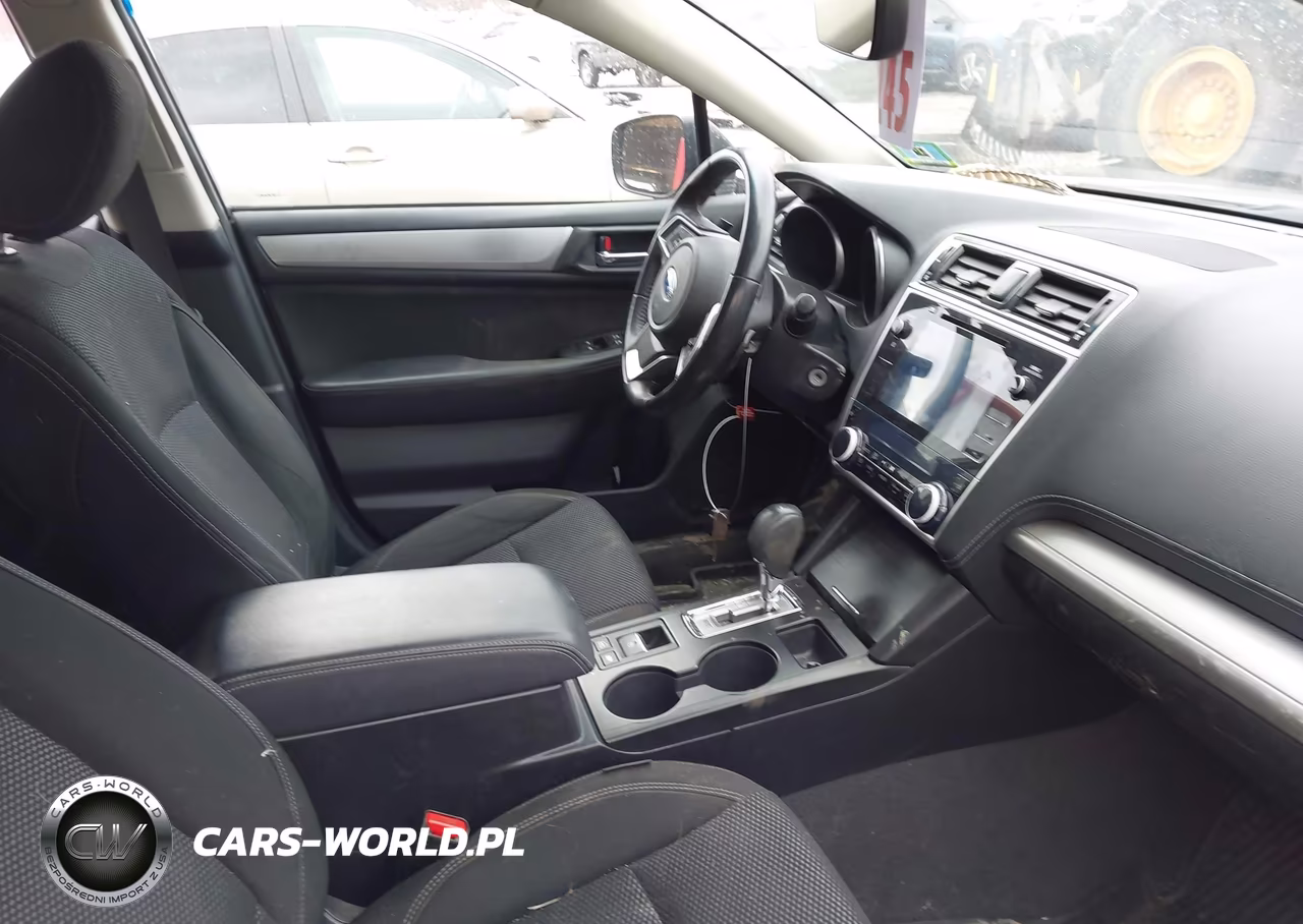 2019 Subaru Outback 2.5I Premium VIN:4S4BSAFC9K3206957 - 5