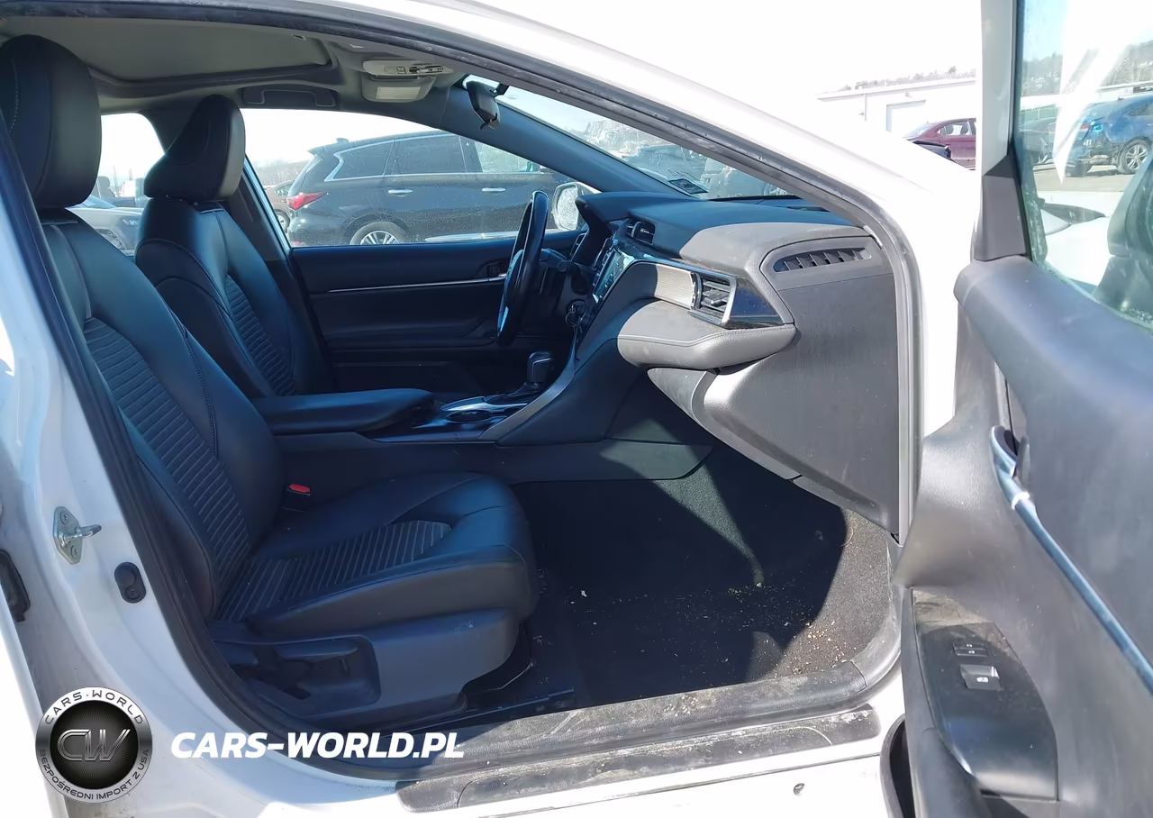 2019 Toyota Camry Se VIN:4T1B11HK9KU792805 - 5