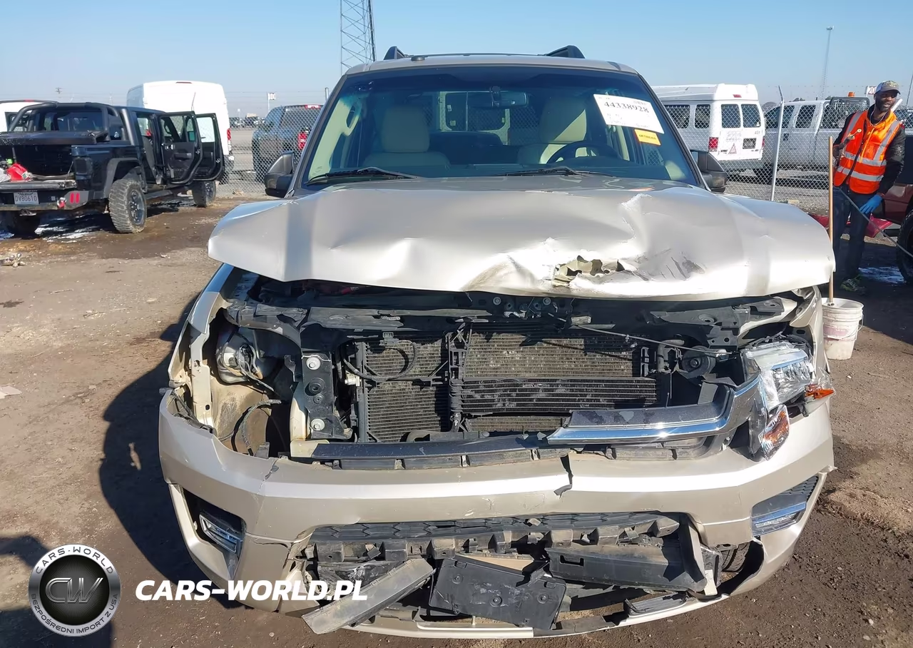2017 Ford Expedition Xlt VIN:1FMJU1HT9HEA34235 - 12