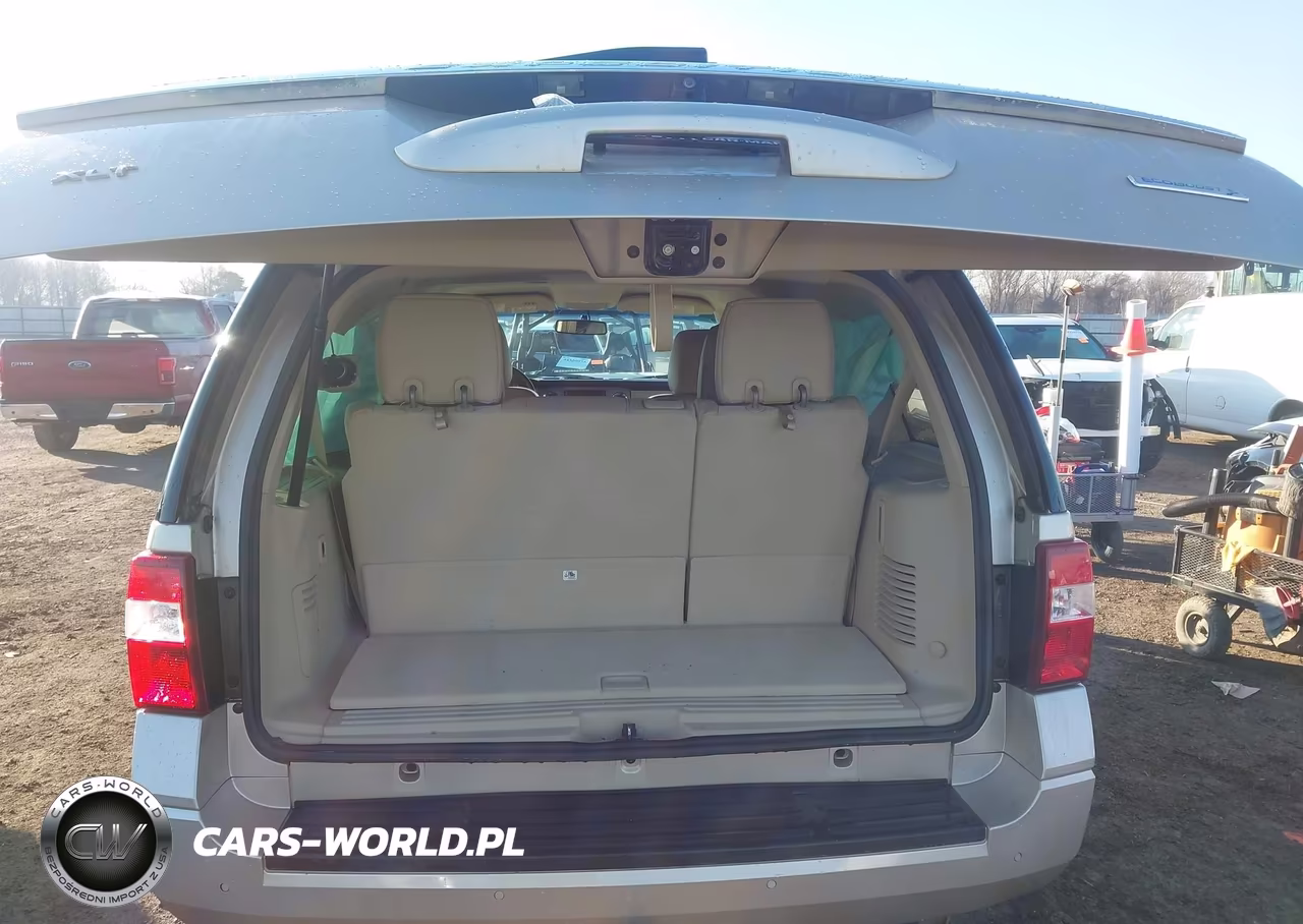 2017 Ford Expedition Xlt VIN:1FMJU1HT9HEA34235 - 17