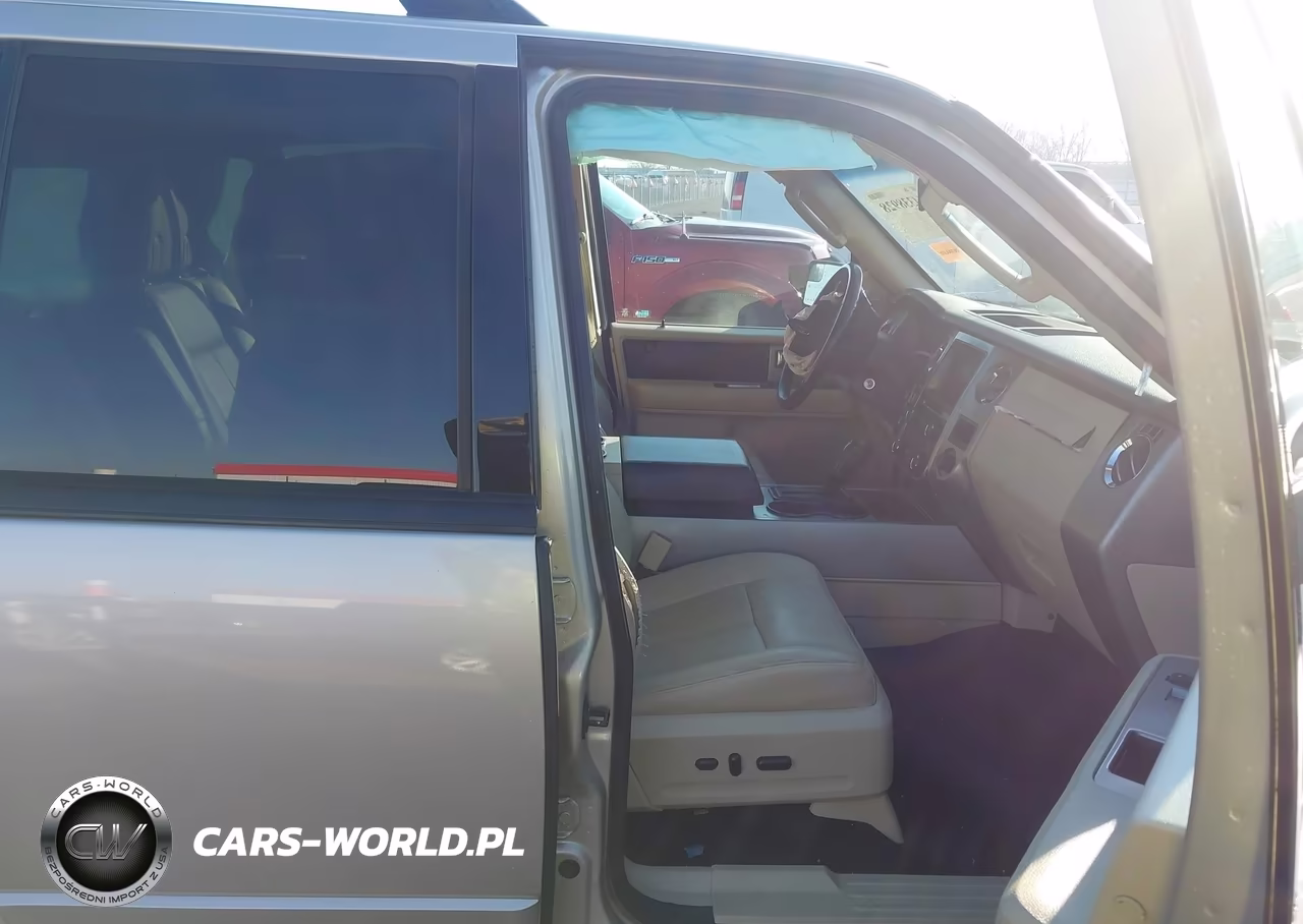 2017 Ford Expedition Xlt VIN:1FMJU1HT9HEA34235 - 5