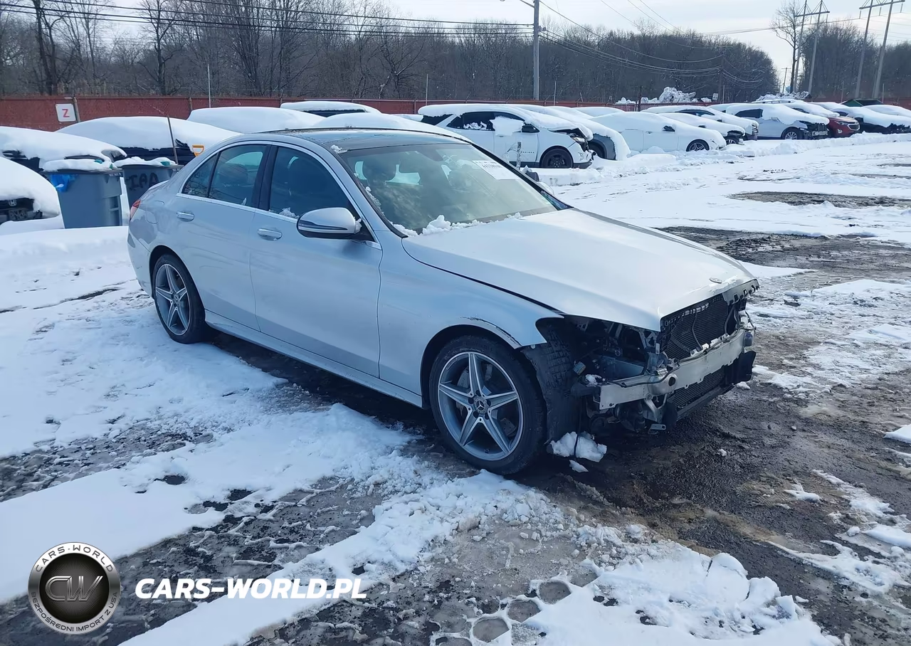 2018 Mercedes-Benz C 300 4Matic – zdjęcie 1 z 17