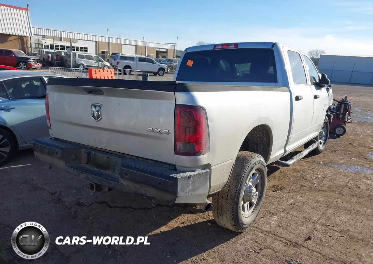 2014 Ram 3500 Tradesman VIN:3C63R3CJ4EG257990 - 4