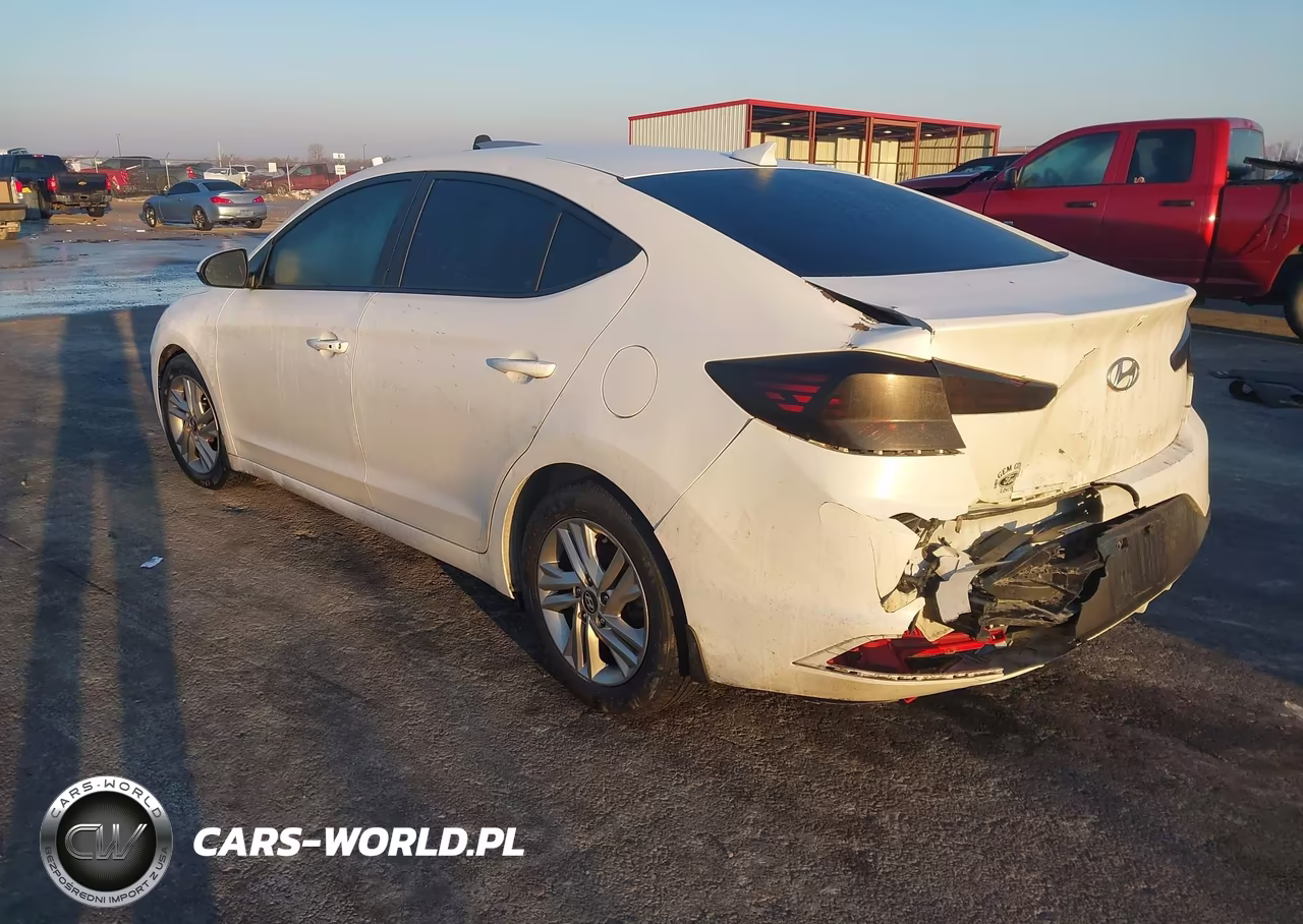 2019 Hyundai Elantra Value Edition VIN:5NPD84LF3KH458834 - 3