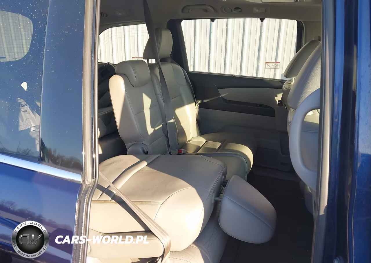 2015 Honda Odyssey Touring-Touring Elite VIN:5FNRL5H90FB048445 - 8