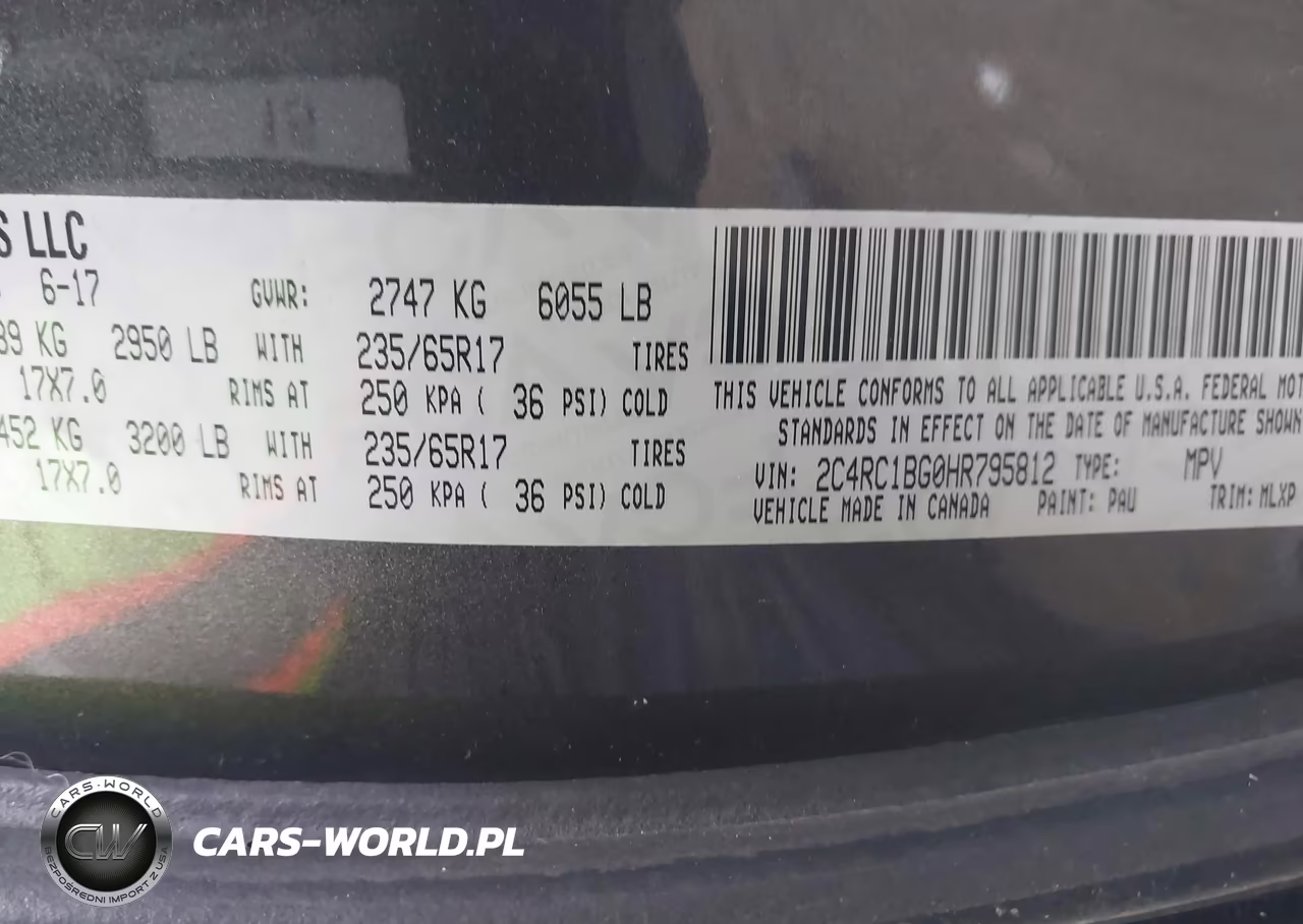 2017 Chrysler Pacifica Touring-L VIN:2C4RC1BG0HR795812 - 9