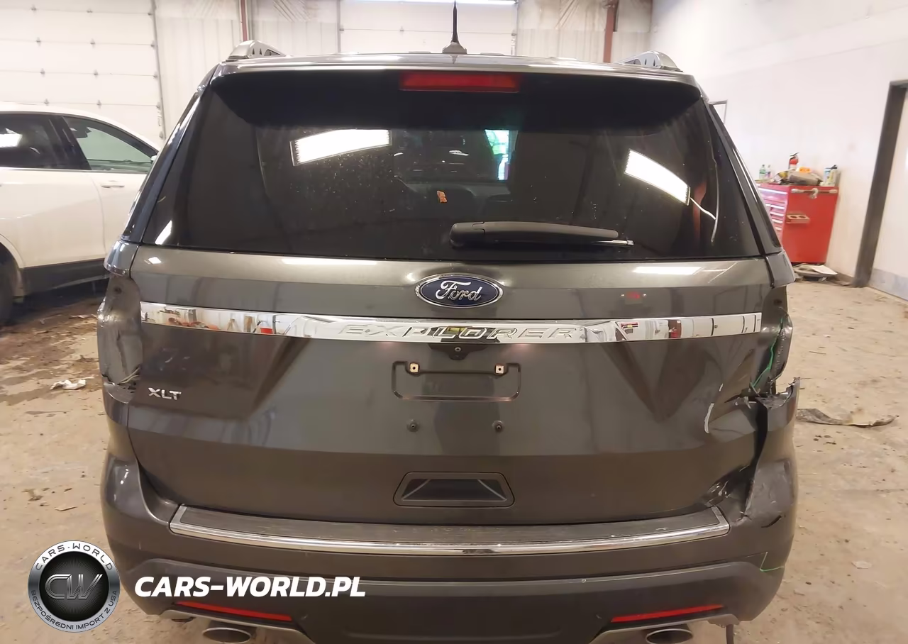 2018 Ford Explorer Xlt VIN:1FM5K7D80JGB98429 - 16