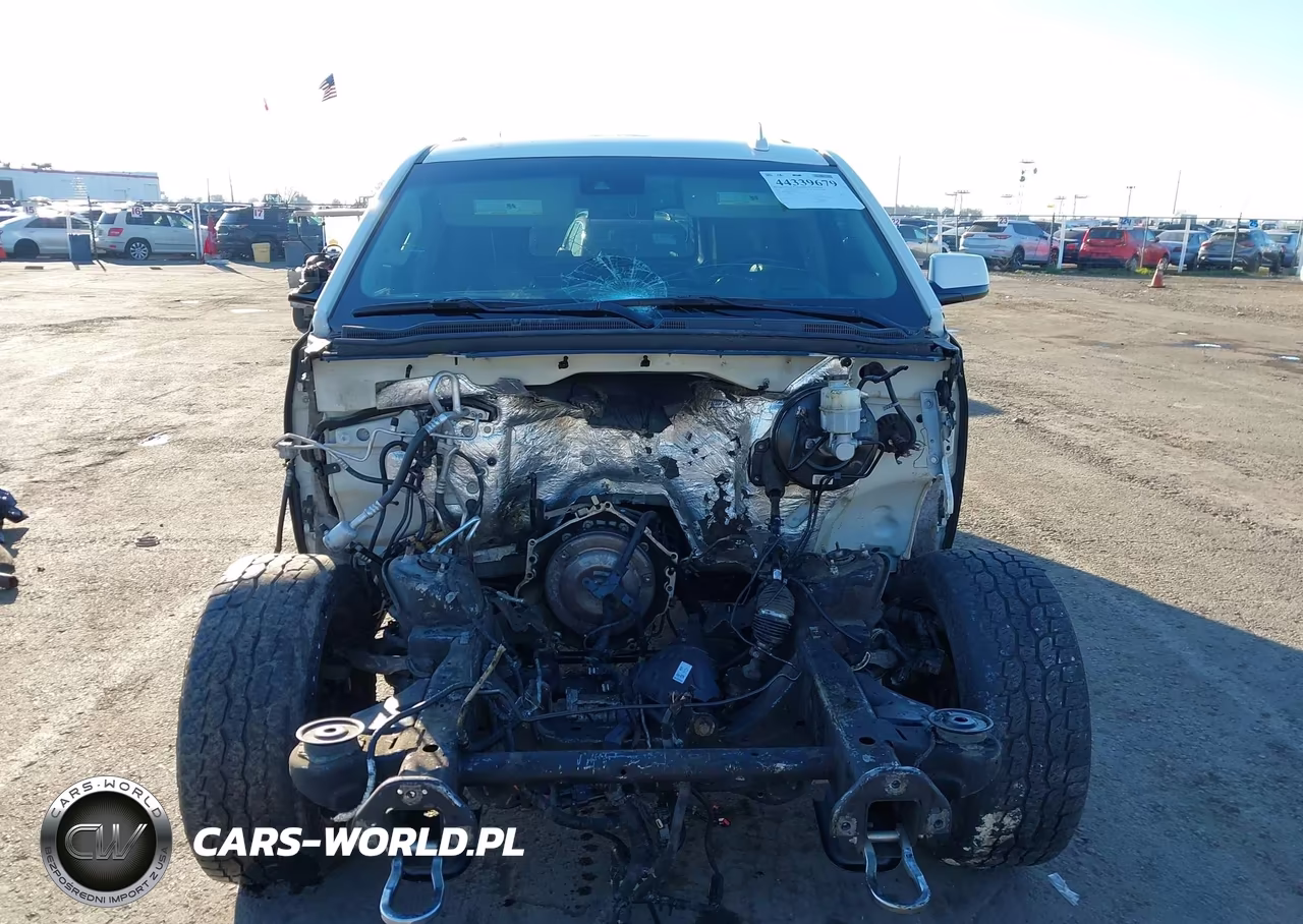 2015 Chevrolet Suburban 1500 Lt VIN:1GNSKJKC3FR508491 - 11
