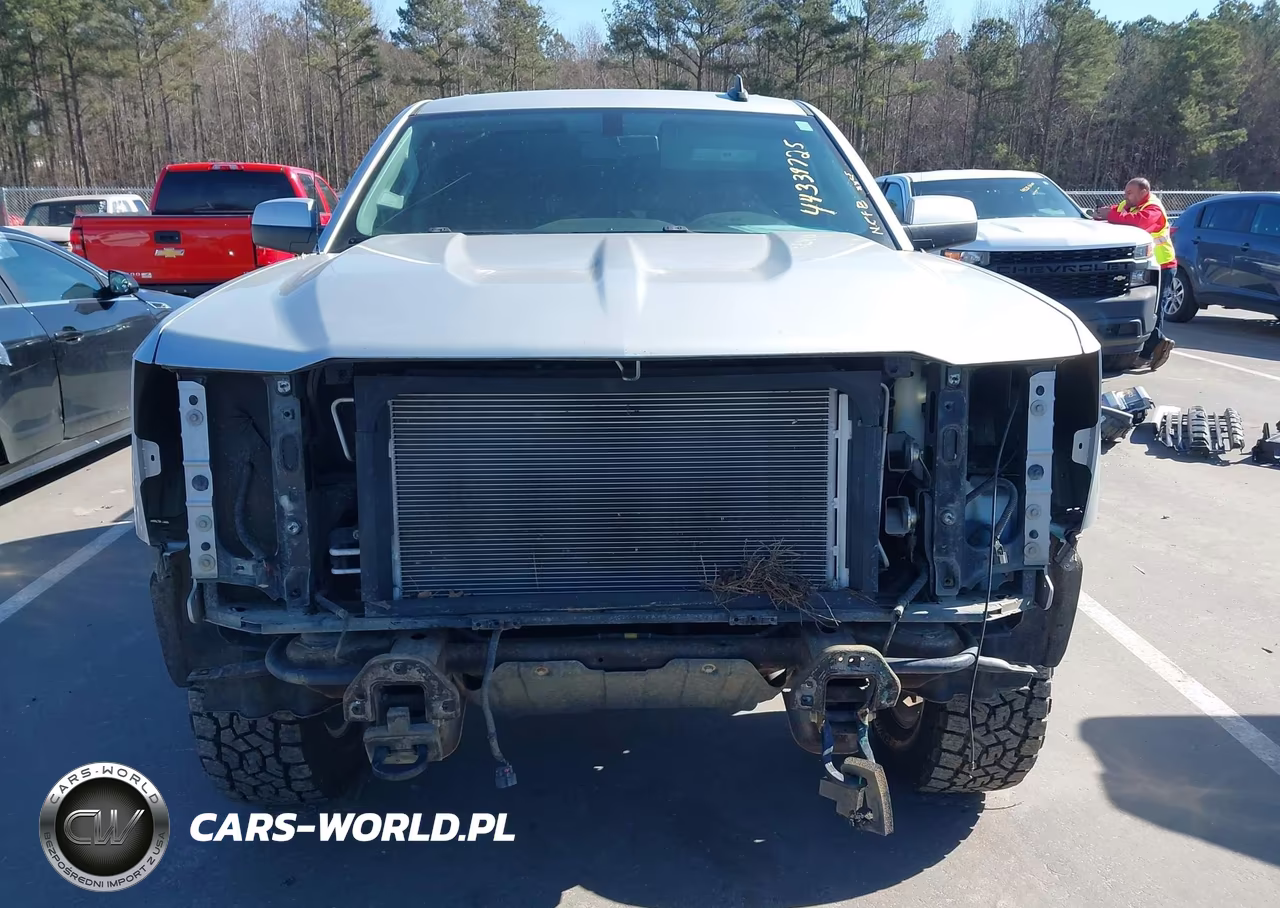2016 Chevrolet Silverado 1500 2Lt VIN:3GCUKREC2GG323216 - 13