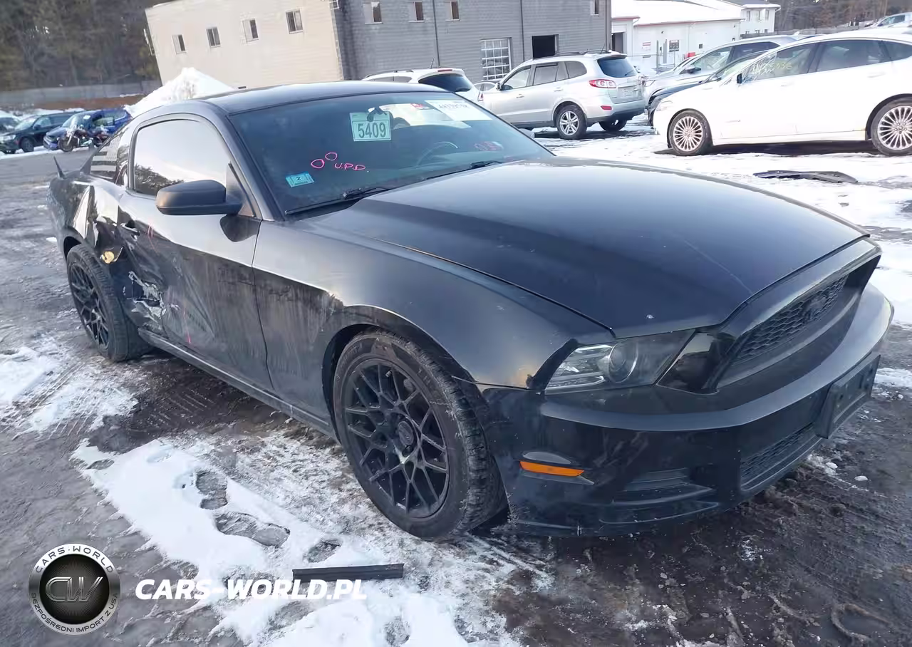 2014 Ford Mustang V6