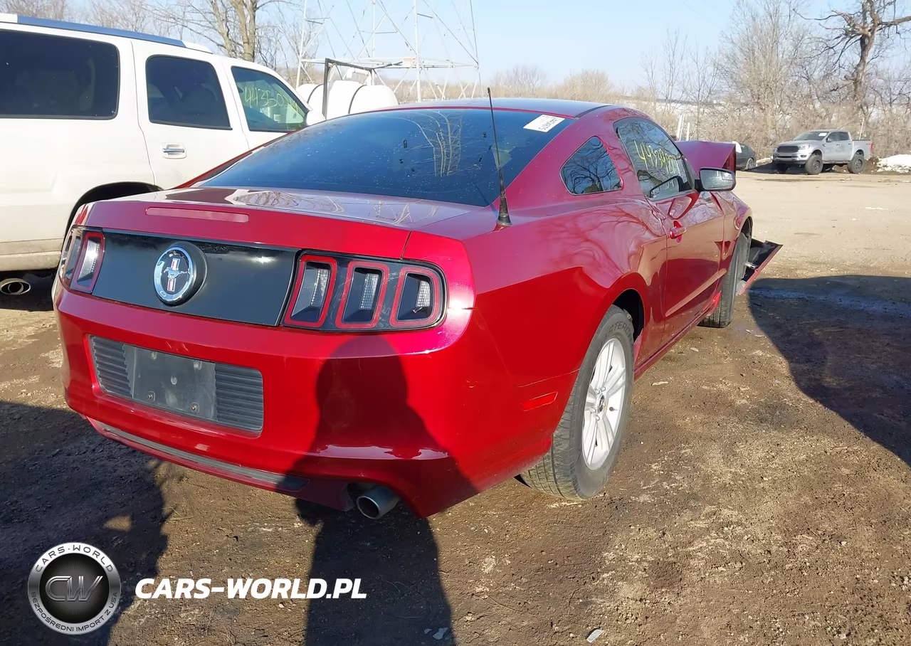 2014 Ford Mustang V6 VIN:1ZVBP8AM8E5287437 - 4