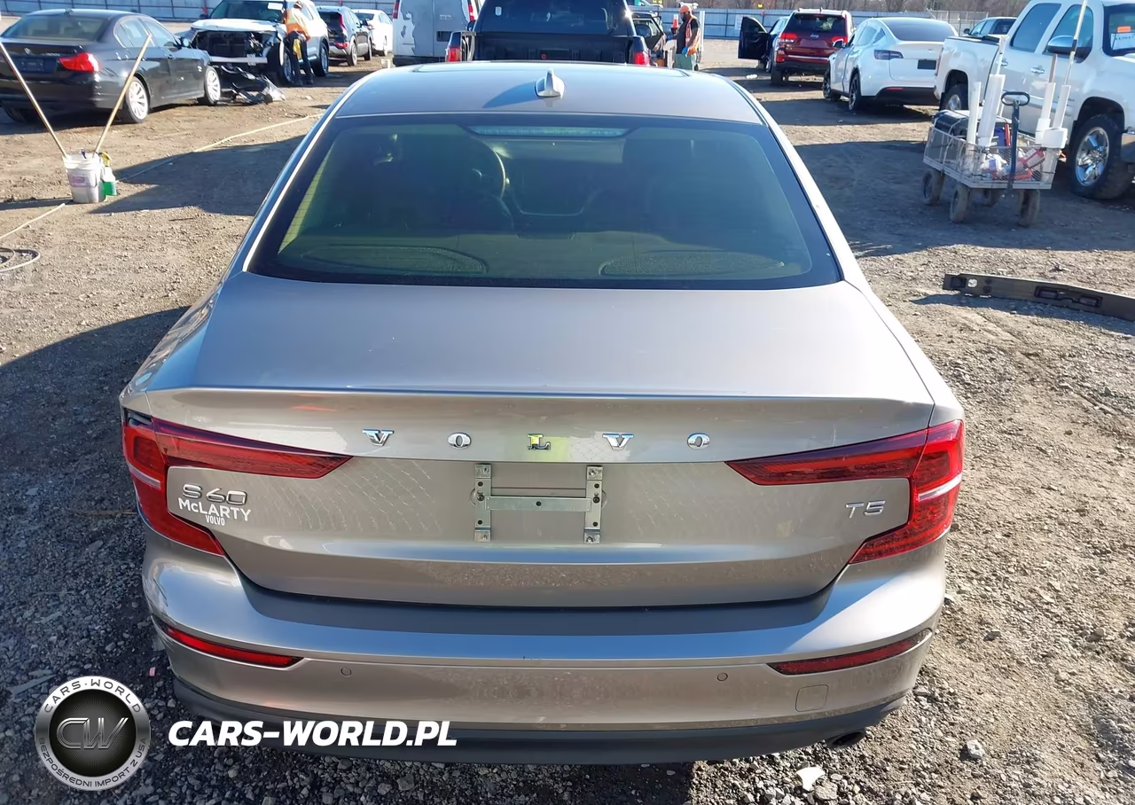 2019 Volvo S60 T5 Momentum VIN:7JR102FK3KG006444 - 16