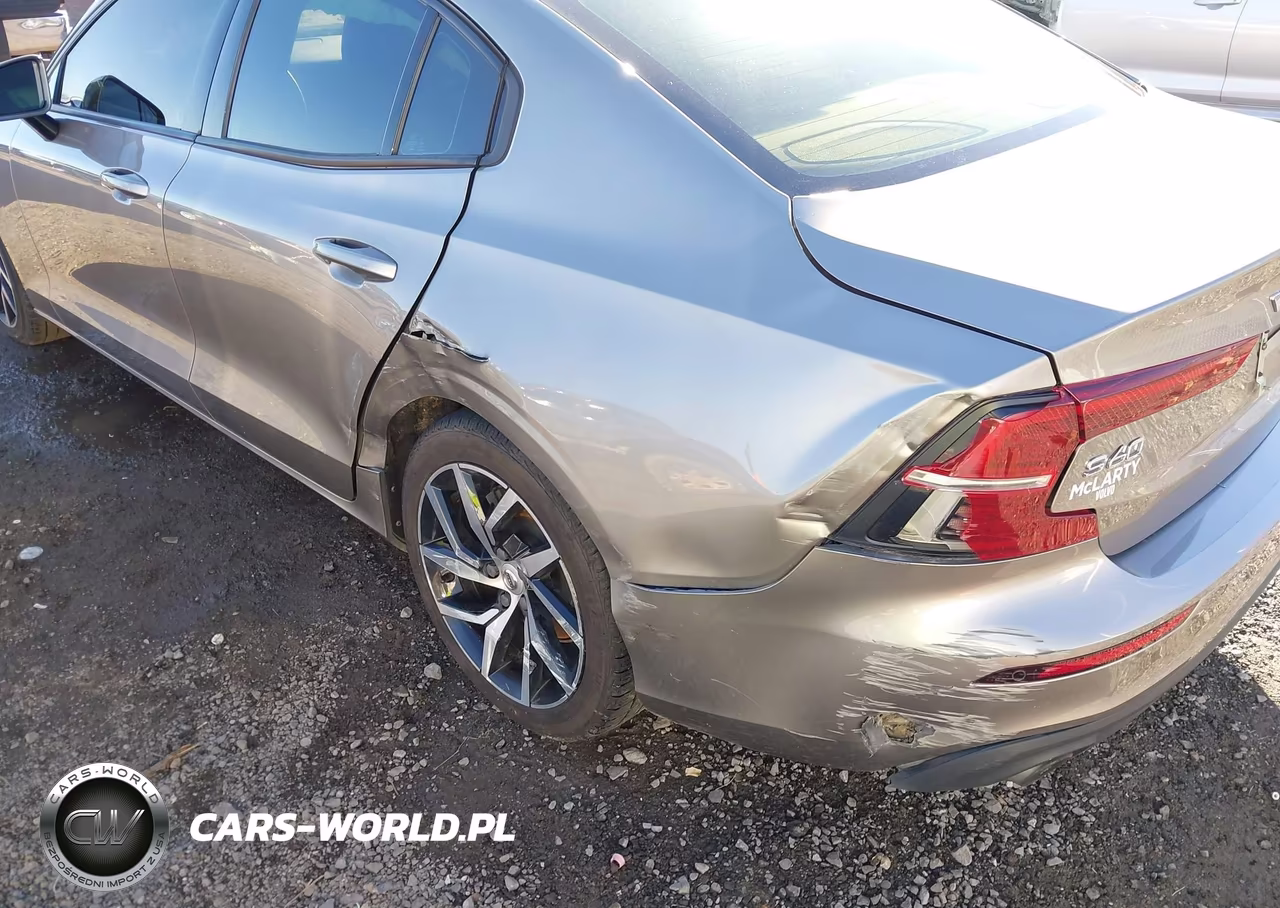 2019 Volvo S60 T5 Momentum VIN:7JR102FK3KG006444 - 6