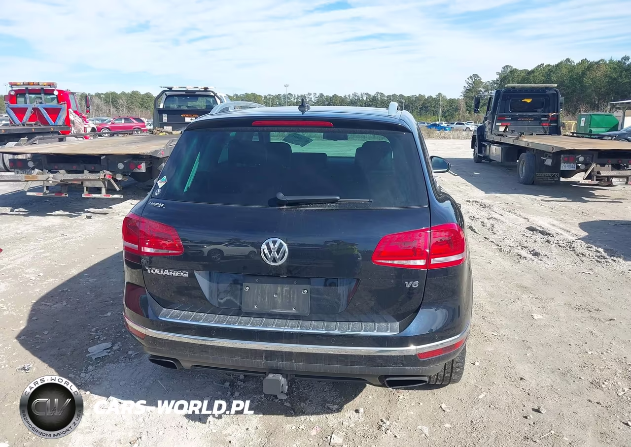 2016 Volkswagen Touareg Vr6 Lux VIN:WVGEF9BP5GD011156 - 16