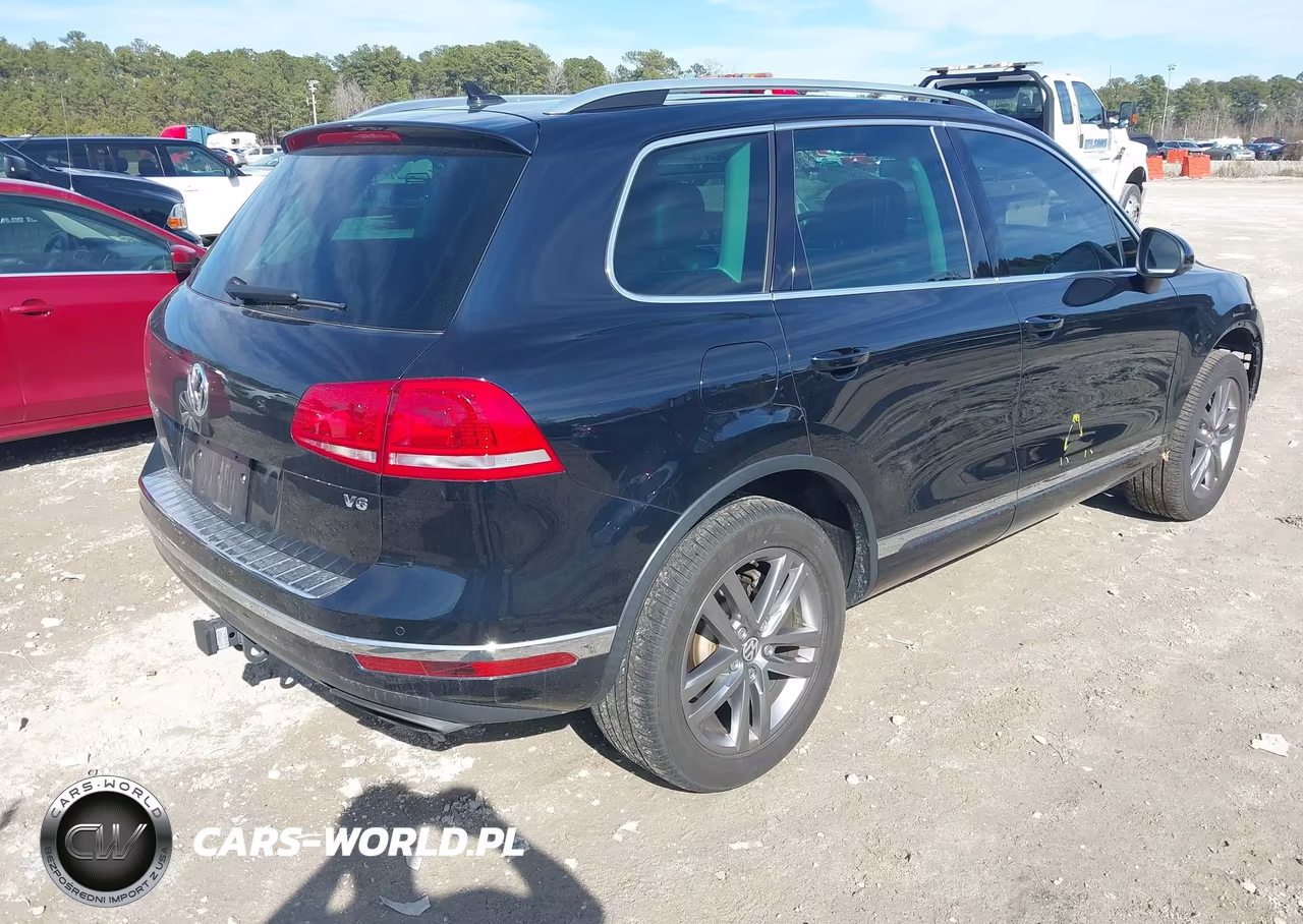 2016 Volkswagen Touareg Vr6 Lux VIN:WVGEF9BP5GD011156 - 4
