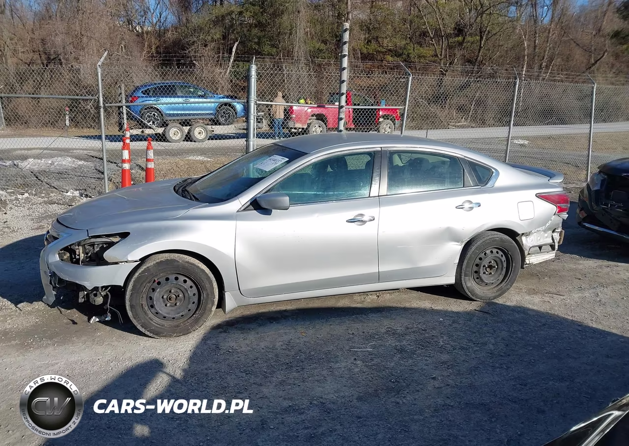 2014 Nissan Altima 2.5 S VIN:1N4AL3AP4EC120260 - 14