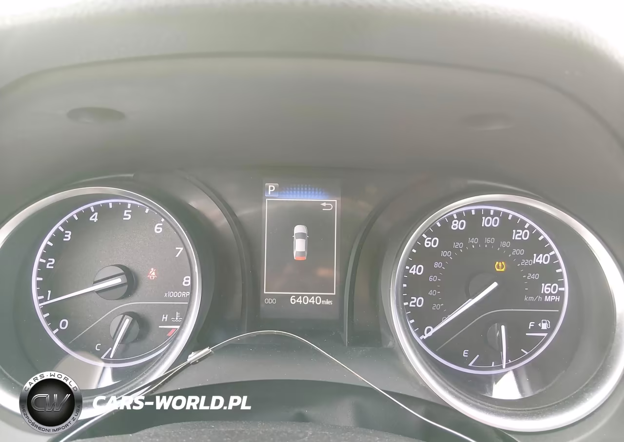2018 Toyota Camry Le VIN:JTNB11HK2J3067406 - 7