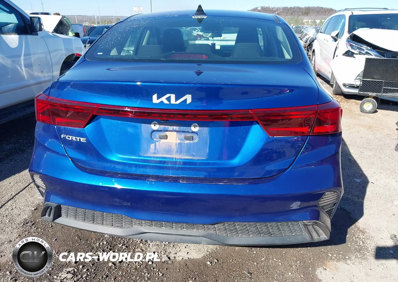 2024 Kia Forte Lxs VIN:3KPF24AD3RE794705 - 17