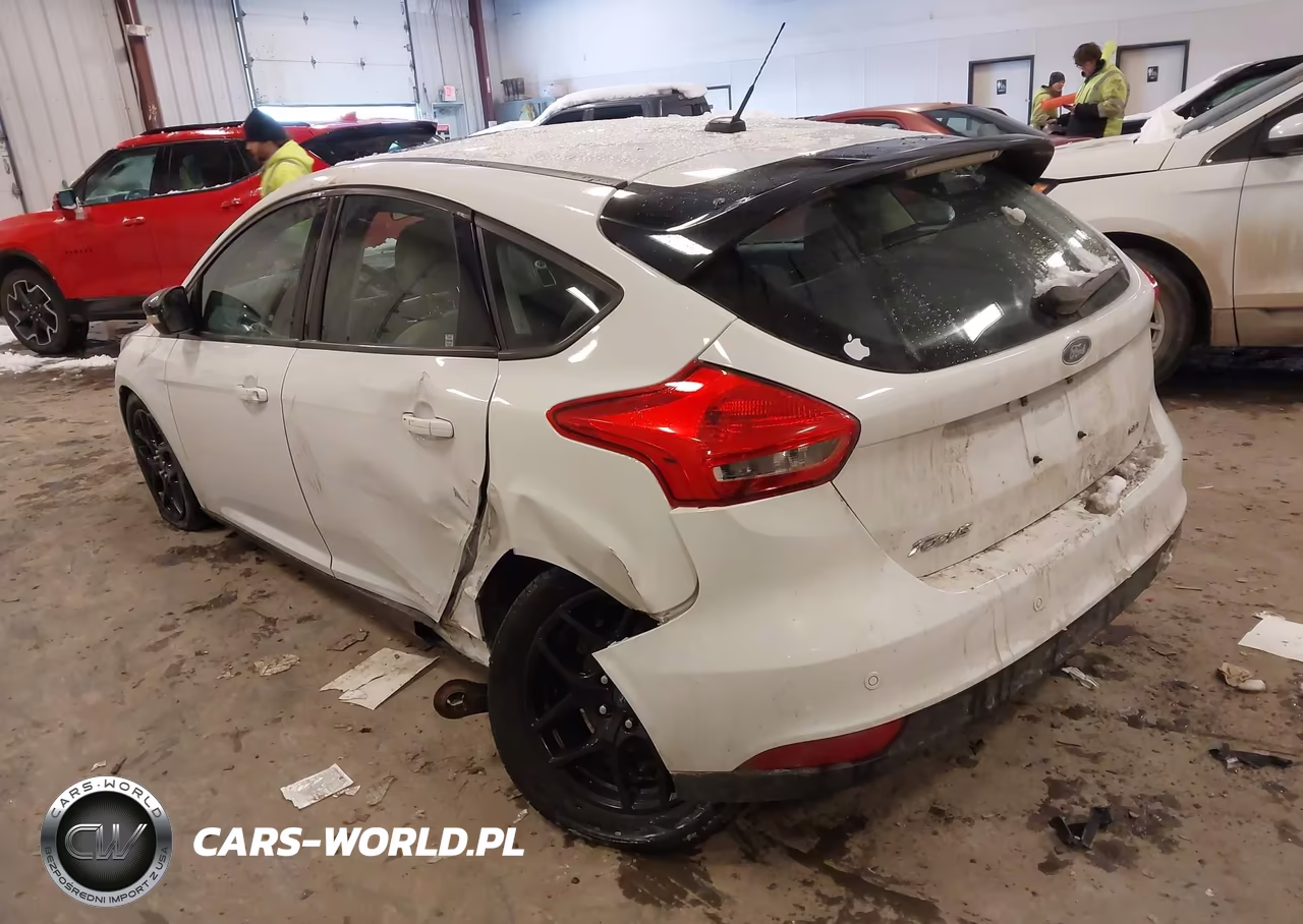2018 Ford Focus Sel VIN:1FADP3M2XJL263161 - 3
