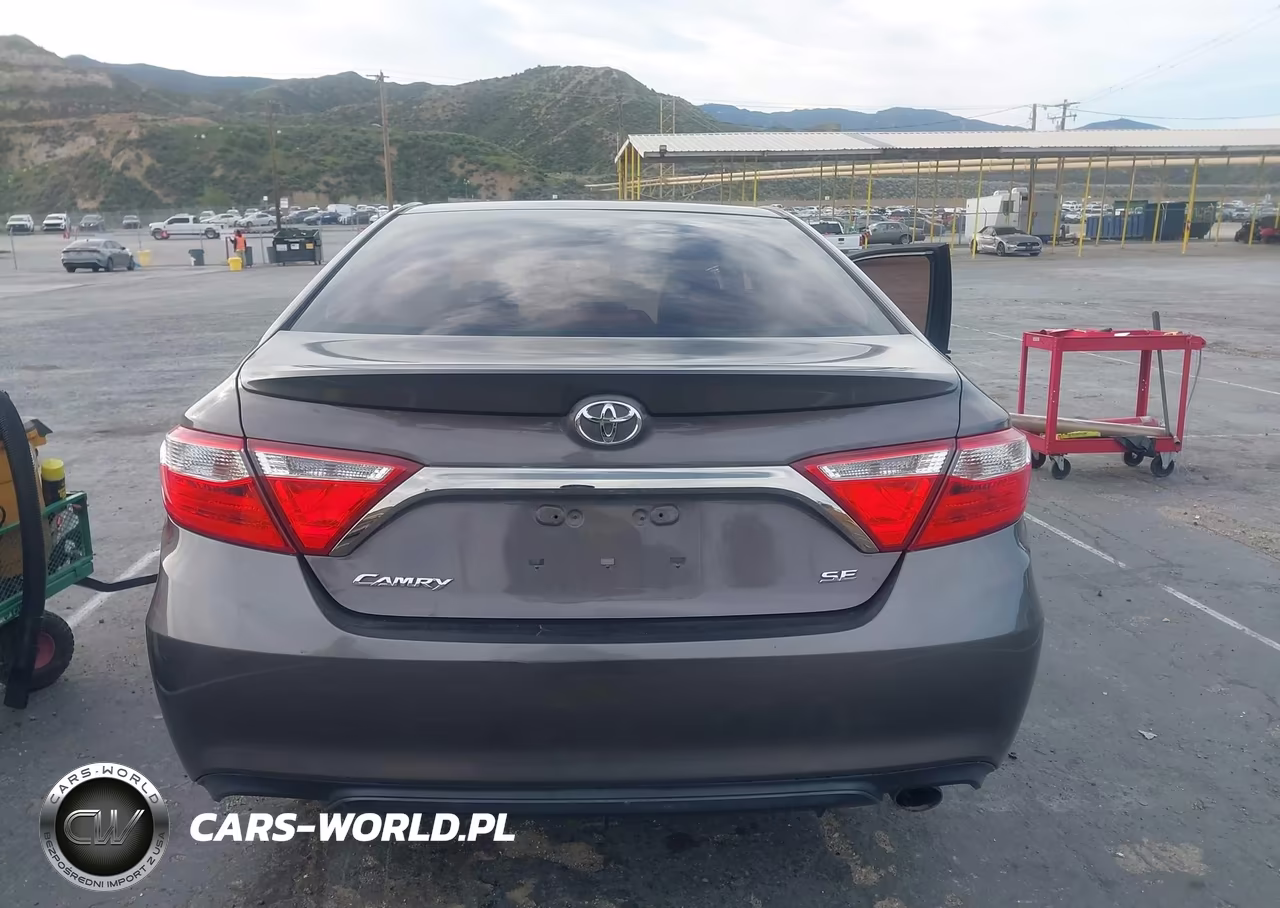 2017 Toyota Camry Se VIN:4T1BF1FK7HU286127 - 17