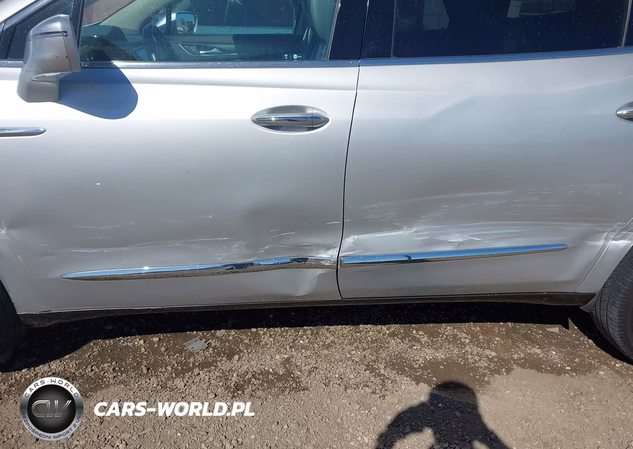 2018 Buick Enclave Essence VIN:5GAERBKW9JJ210005 - 6