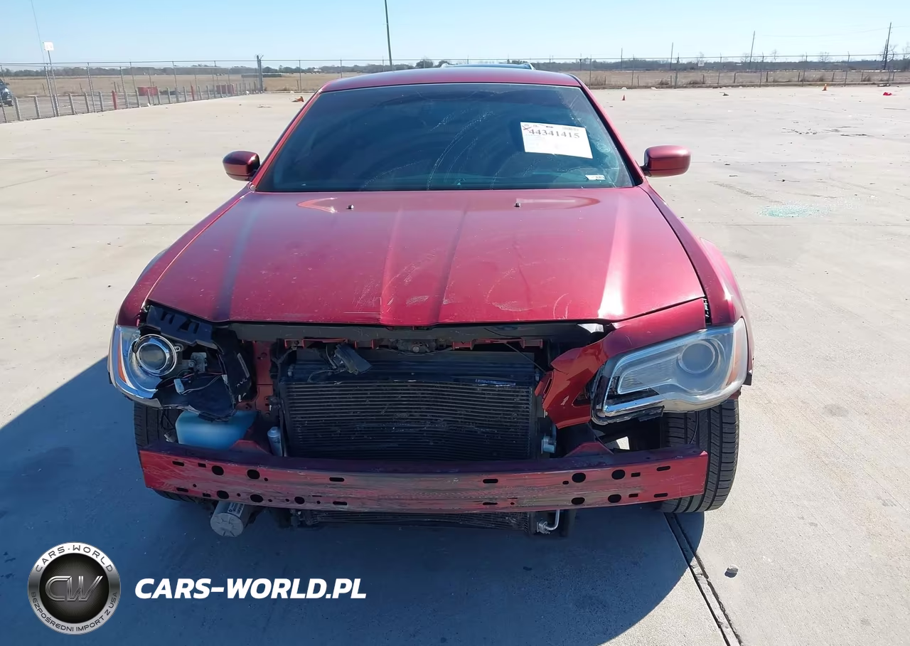 2014 Chrysler 300 VIN:2C3CCAAG6EH156752 - 6