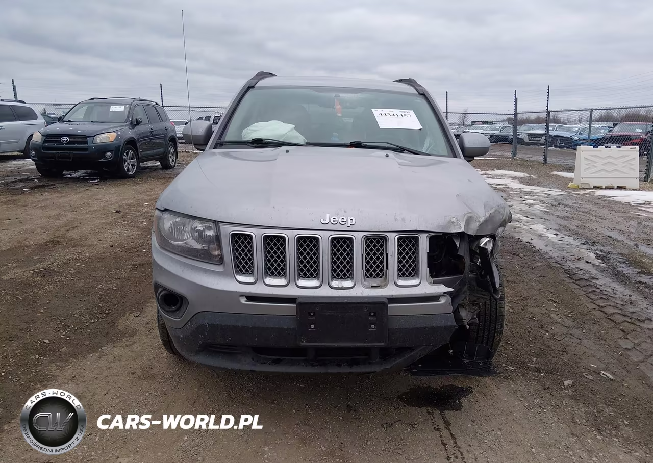 2017 Jeep Compass Latitude Fwd VIN:1C4NJCEA8HD206726 - 12
