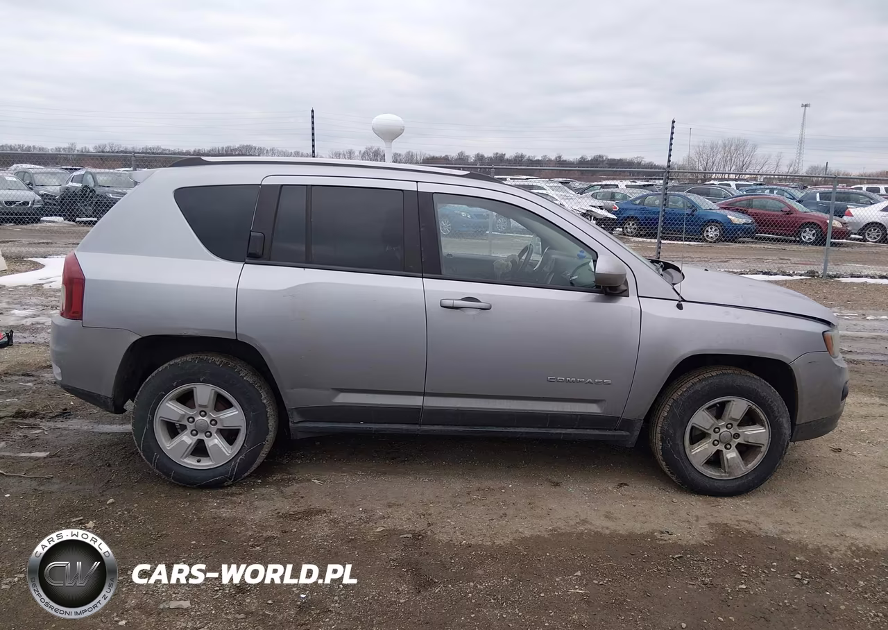 2017 Jeep Compass Latitude Fwd VIN:1C4NJCEA8HD206726 - 13