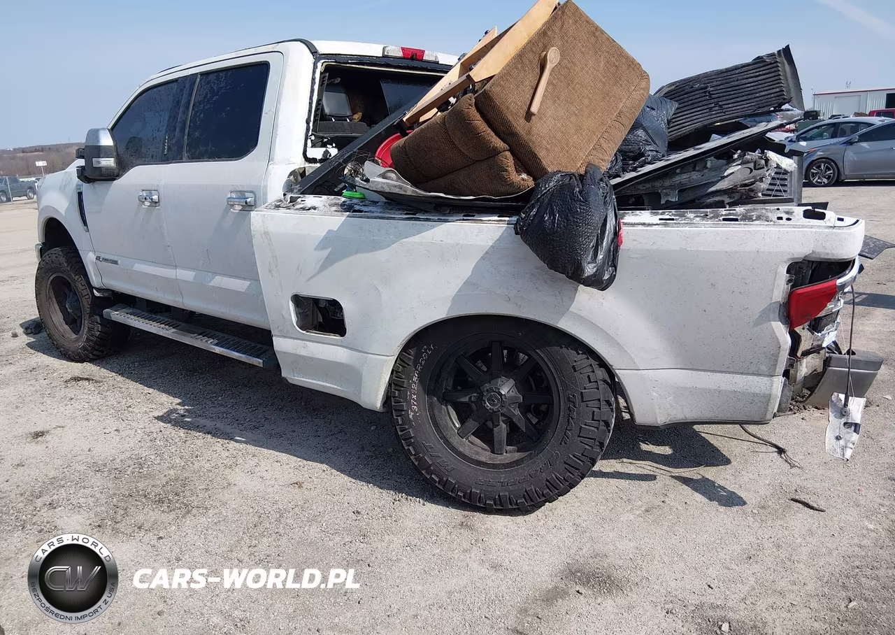 2017 Ford F-350 Lariat VIN:1FT8W3BT2HEC54818 - 3