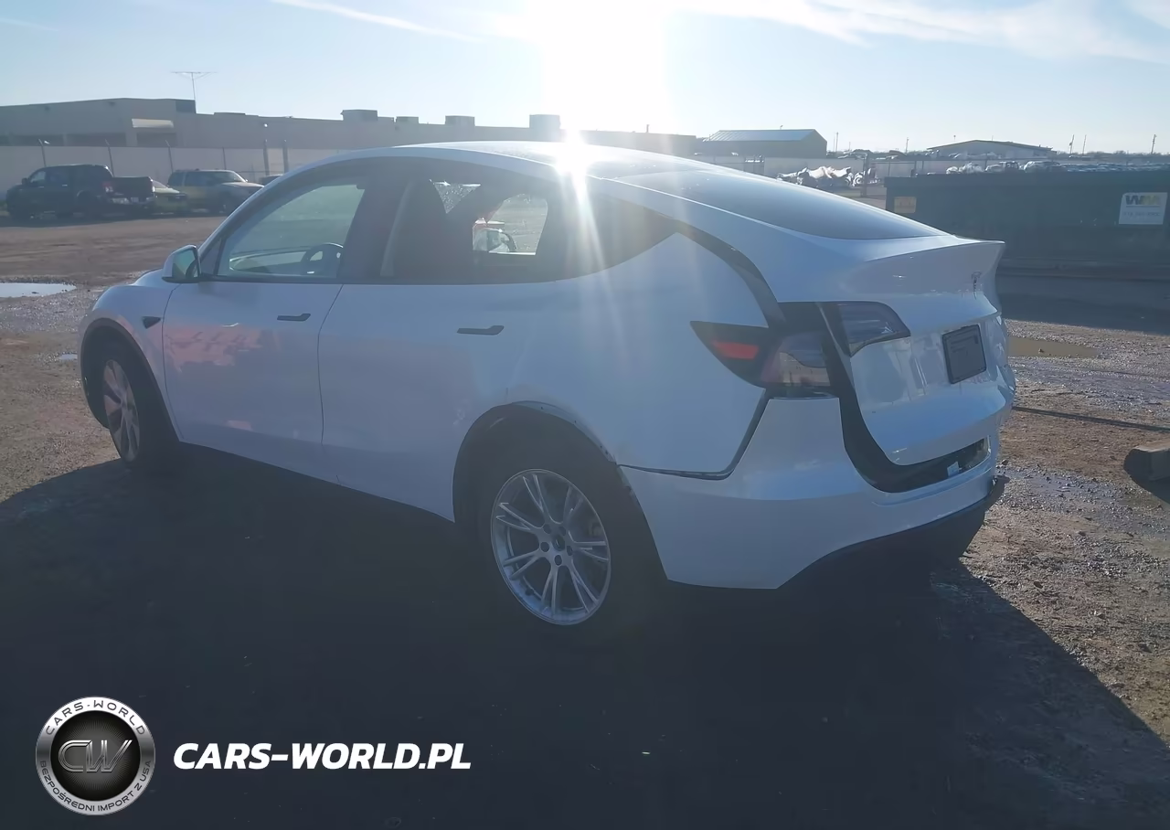 2023 Tesla Model Y Awd-Long Range Dual Motor All-Wheel Drive VIN:7SAYGDEE7PF763237 - 3