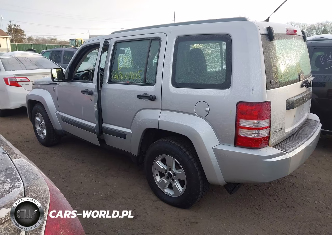 2012 Jeep Liberty Sport VIN:1C4PJMAK9CW105303 - 3
