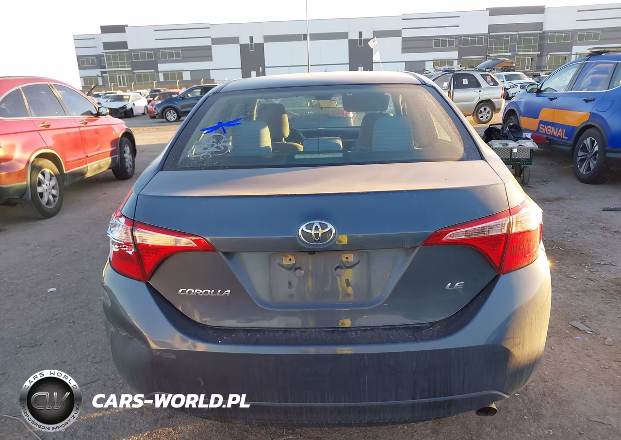 2019 Toyota Corolla Le VIN:2T1BURHE2KC181113 - 17