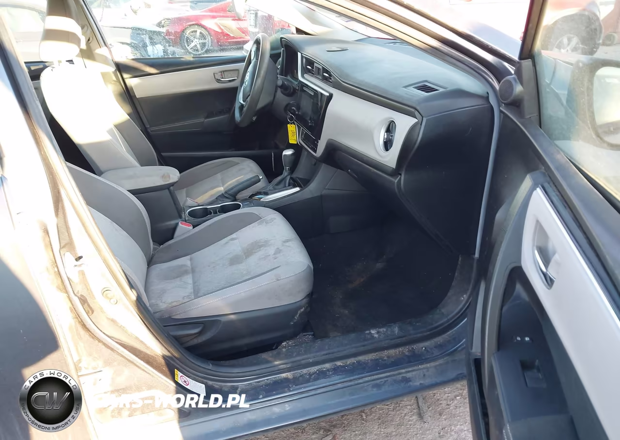 2019 Toyota Corolla Le VIN:2T1BURHE2KC181113 - 5