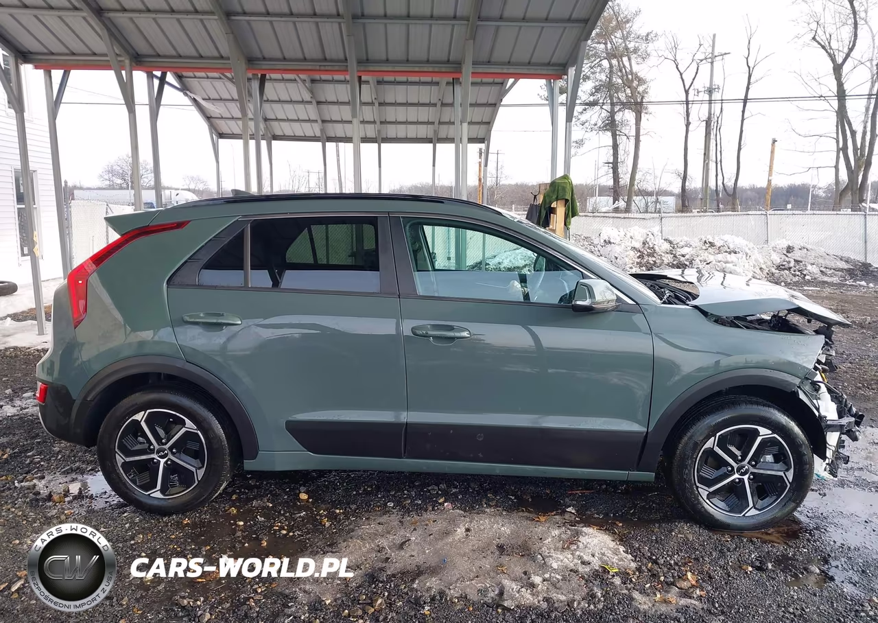 2025 Kia Niro Ex VIN:KNDCR3LE1S5272915 - 13