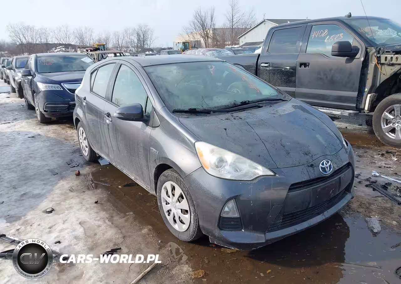 2013 Toyota Prius C Three