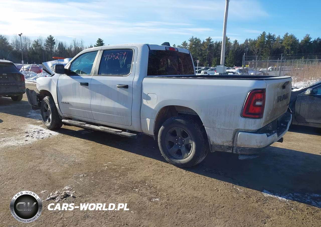 2025 Ram 1500 Tradesman 4X4 5'7 Box VIN:1C6RRFGG3SN698829 - 3