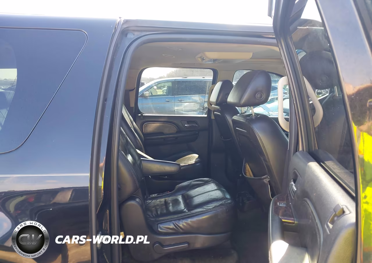 2007 GMC Yukon Xl 1500 Denali VIN:1GKFK66817J250926 - 8