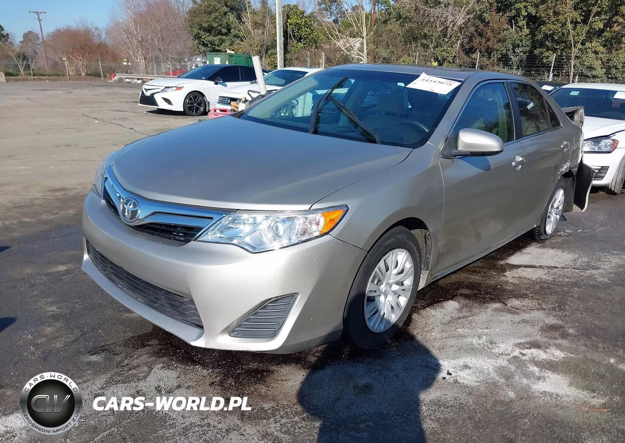 2013 Toyota Camry Le VIN:4T4BF1FK5DR323532 - 2