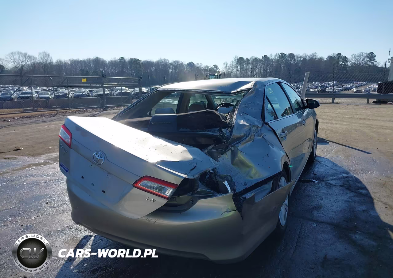 2013 Toyota Camry Le VIN:4T4BF1FK5DR323532 - 6