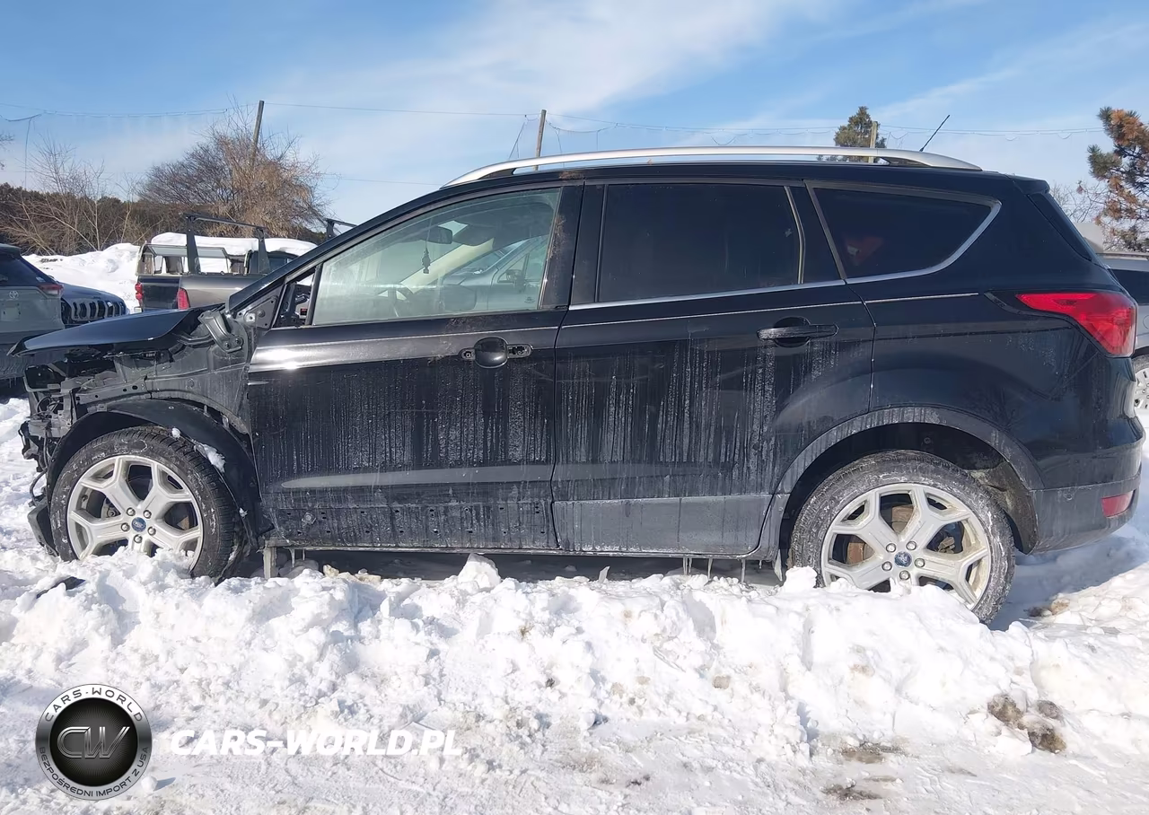 2019 Ford Escape Titanium VIN:1FMCU0J9XKUA90506 - 15